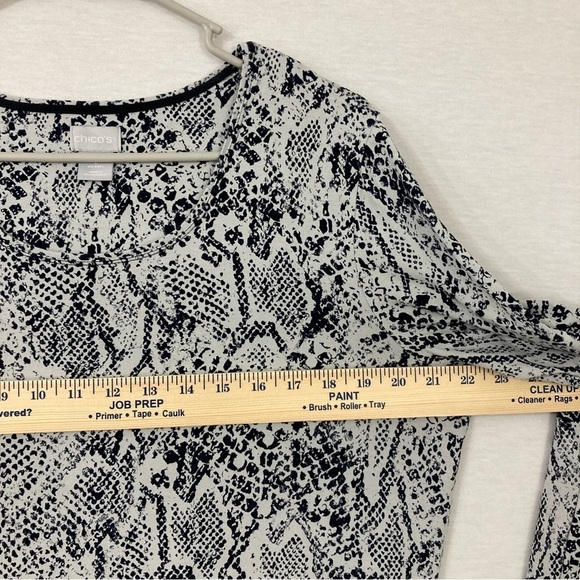 Chico's Black White Round Neck Ultra Soft Stretch Long Sleeve Top Large - Picture 5 of 8